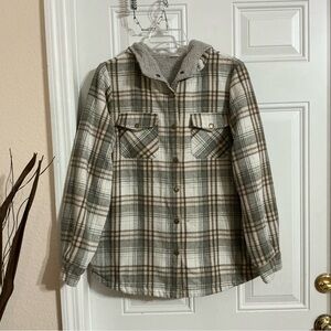 ViVI Brown Plaid Women’s Shacket/Jacket Sherpa Lining With Hoodie